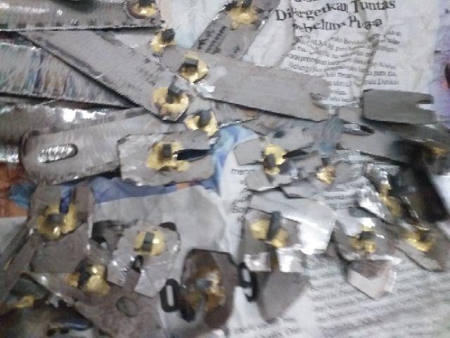 Platina Baja Widia Lancip Dan Tumpul Tinggal Pilih