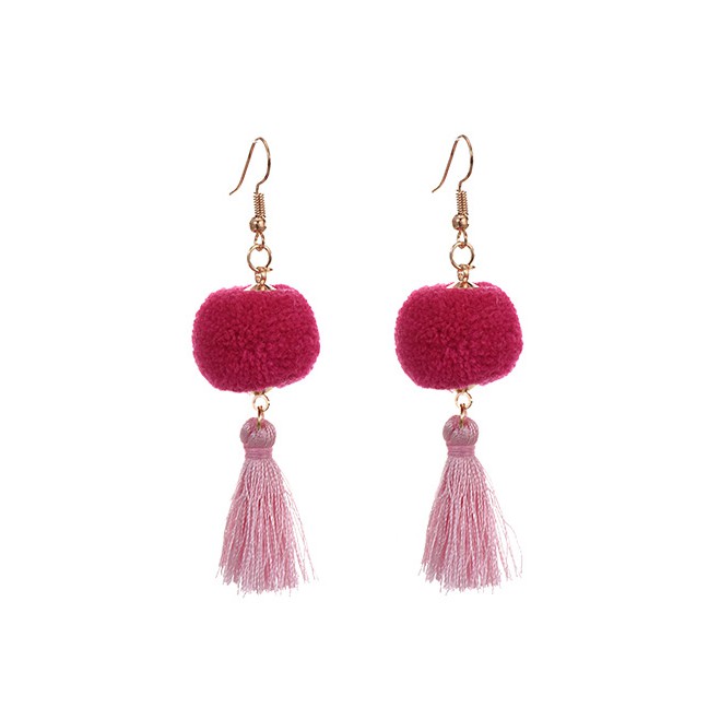 LRC Anting gantung Fuzzy Ball&amp;tassel Decorated Simple Earrings