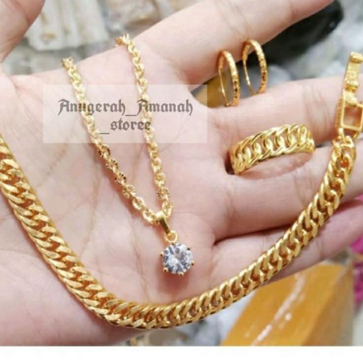 Serbuuuu.. Terlaris ♥✅COD✨Perhiasan Wanita set perhiasan wanita titanium asli anti karat lapis emas 