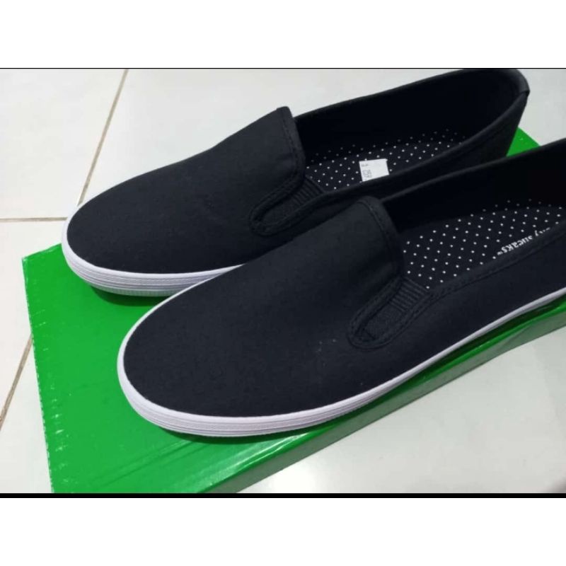 Sepatu Payless ( City Sneaks)