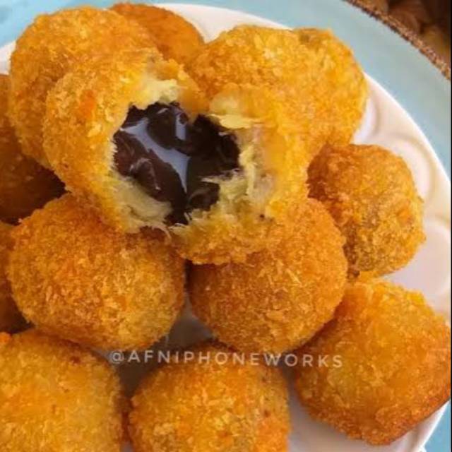 

Pisang bola bola lumer