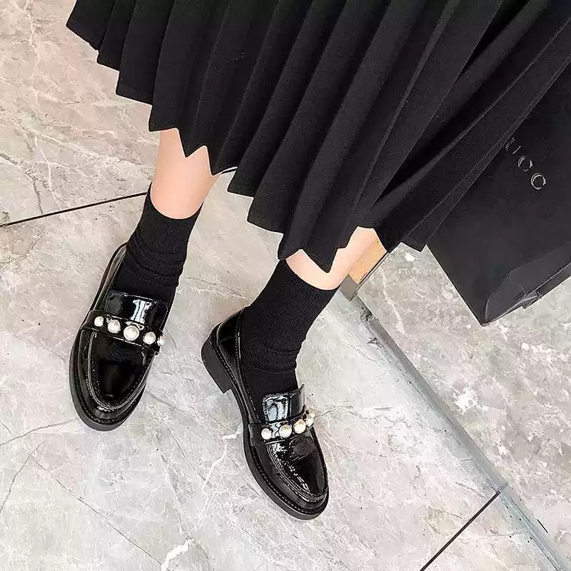 Sepatu Wanita Mutiara Style Korea / Sepatu Docmart Vintage RS 006
