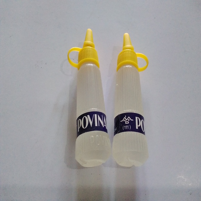 

Lem merk Povinal 111 Kecil 22 ml