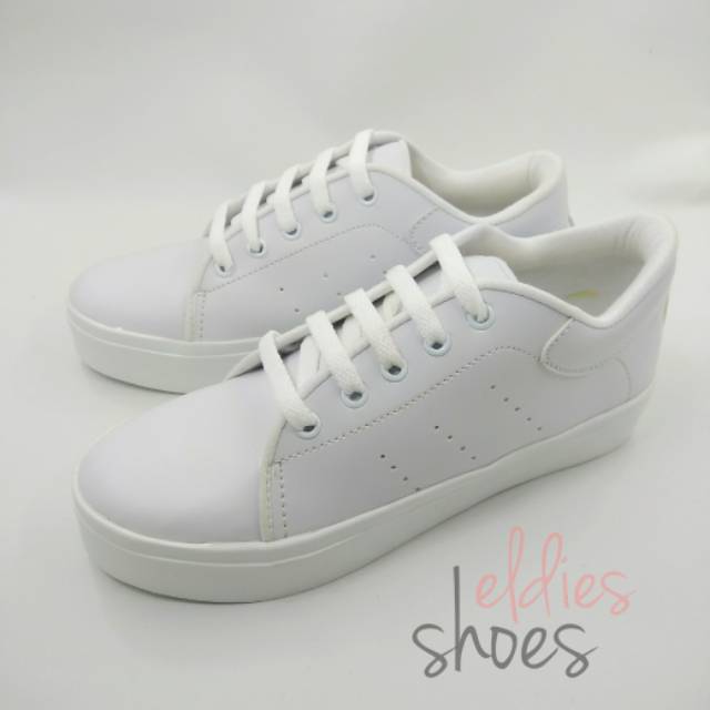 SEPATU ADIDAS BOLONG SAMPING SOLID