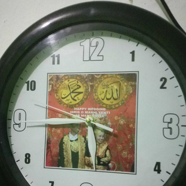 Jam Dinding Kenang Kenangan