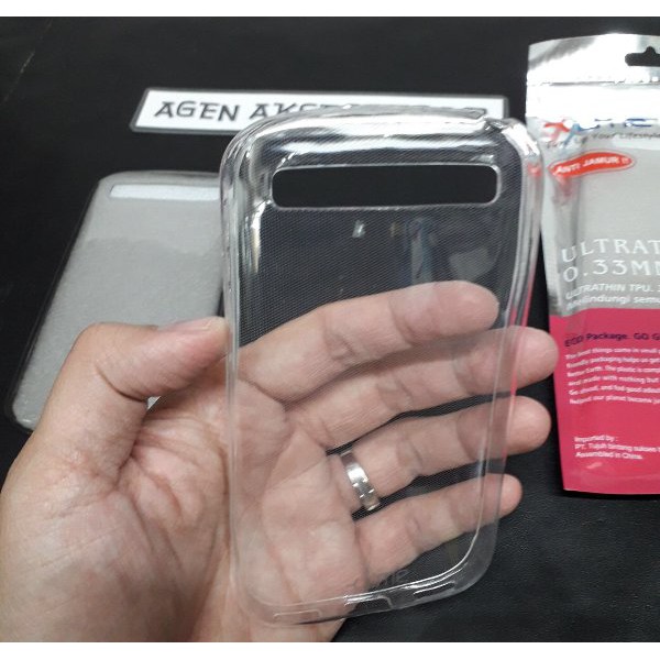 Soft Jacket UME BB Q20 BlackBerry Q20 3.5 inchi SoftCase Ultrathin Silikon Slim Elastis  aah
