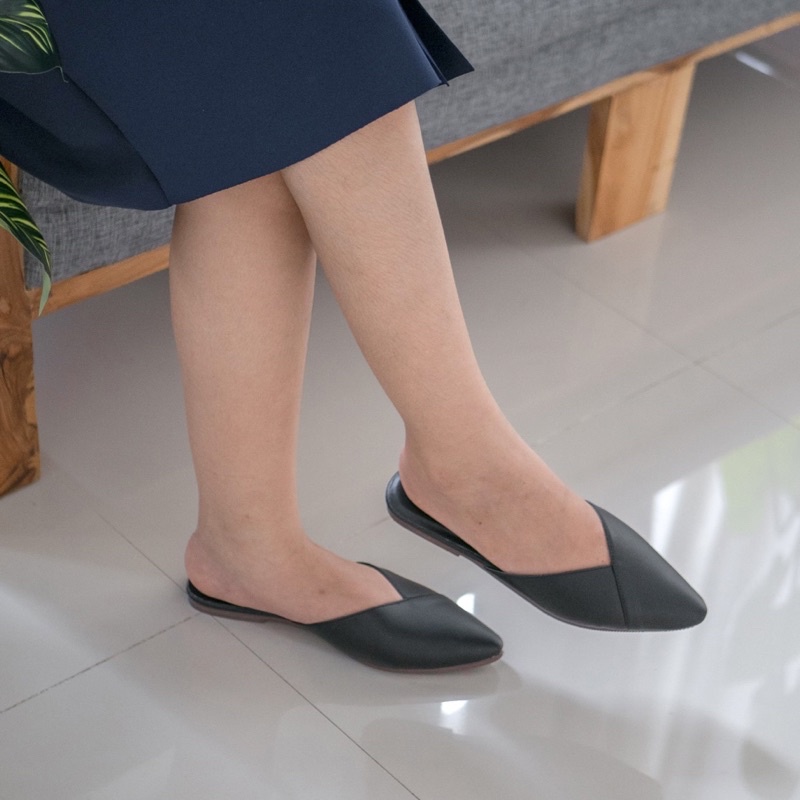 MITA - BLACK  ( Sandal Mules )