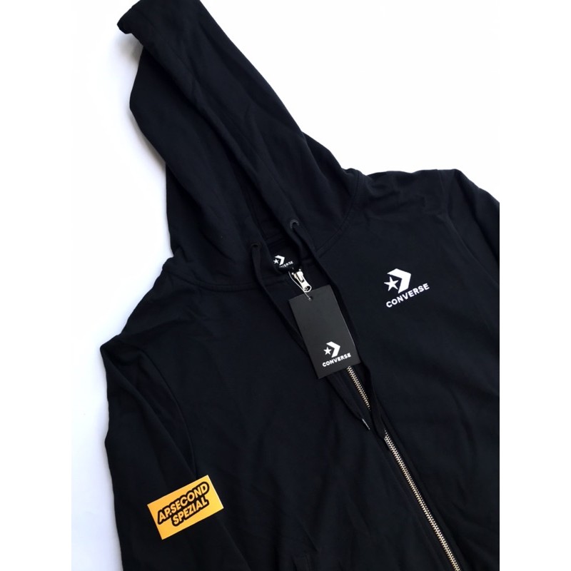 zh converse black man