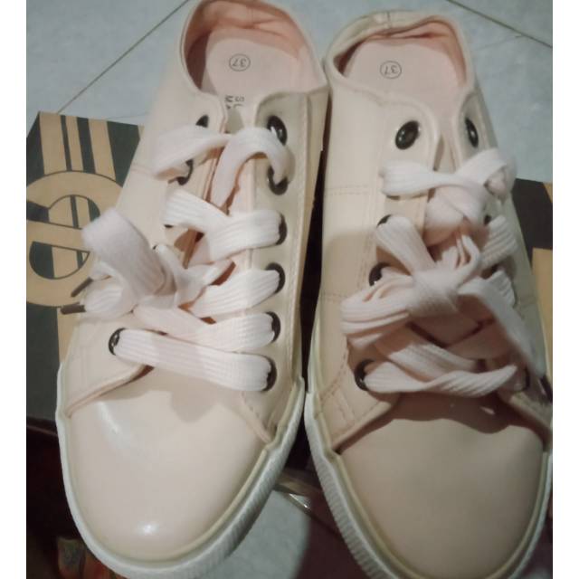 Sepatu Yemima shoes beige Sophie martien