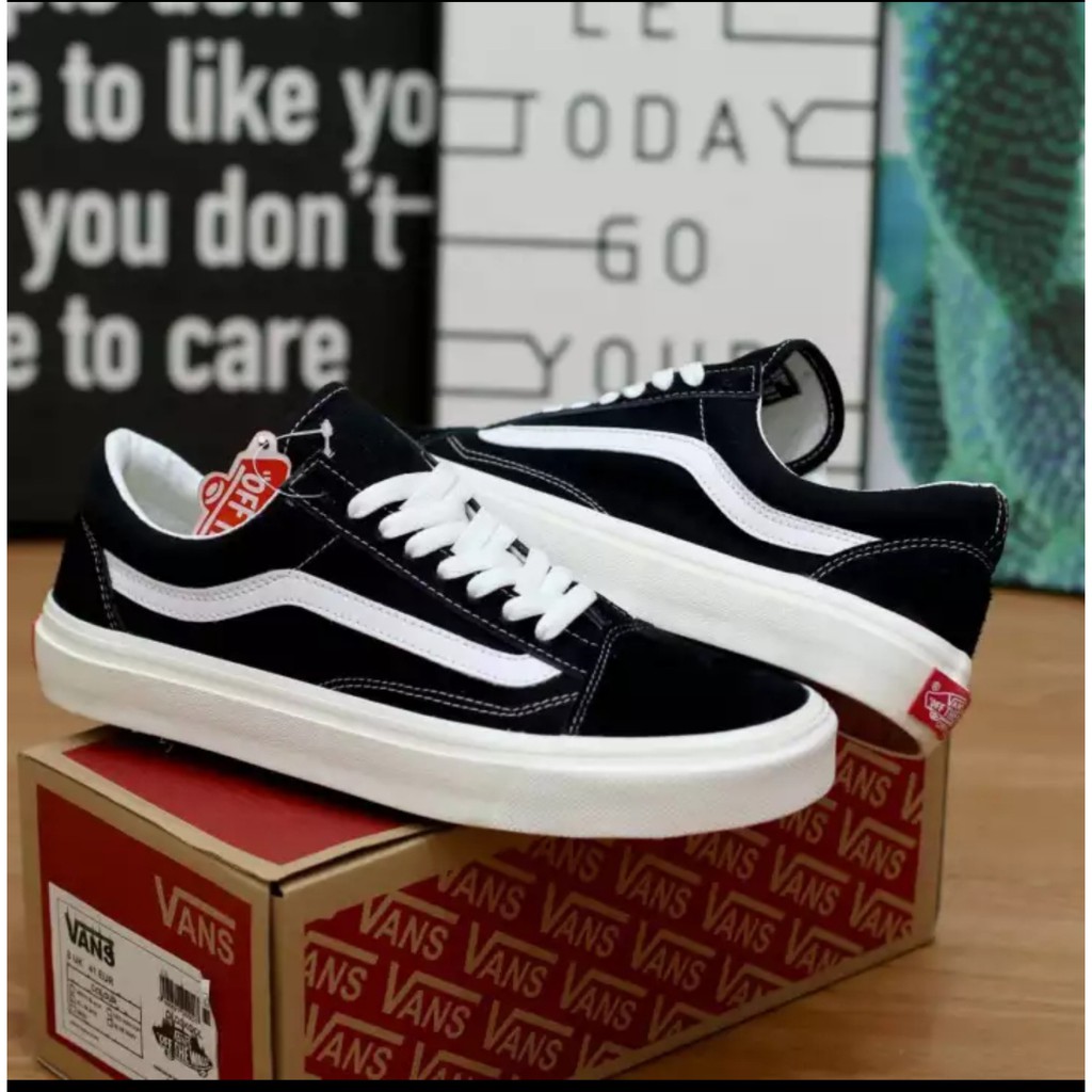 Sepatu Vans Old School