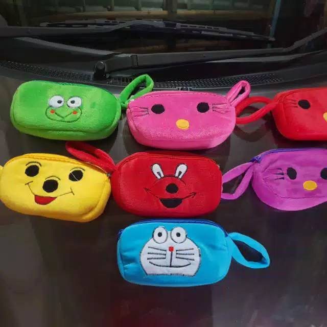 Dompet karakter