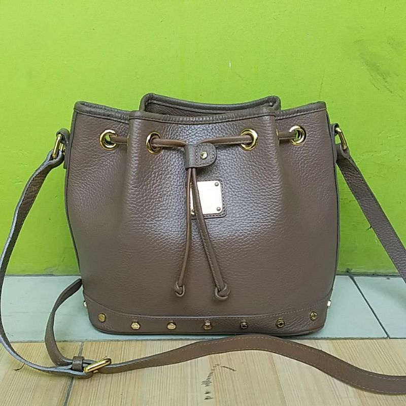 (nego) tas serut brand St. Scott London