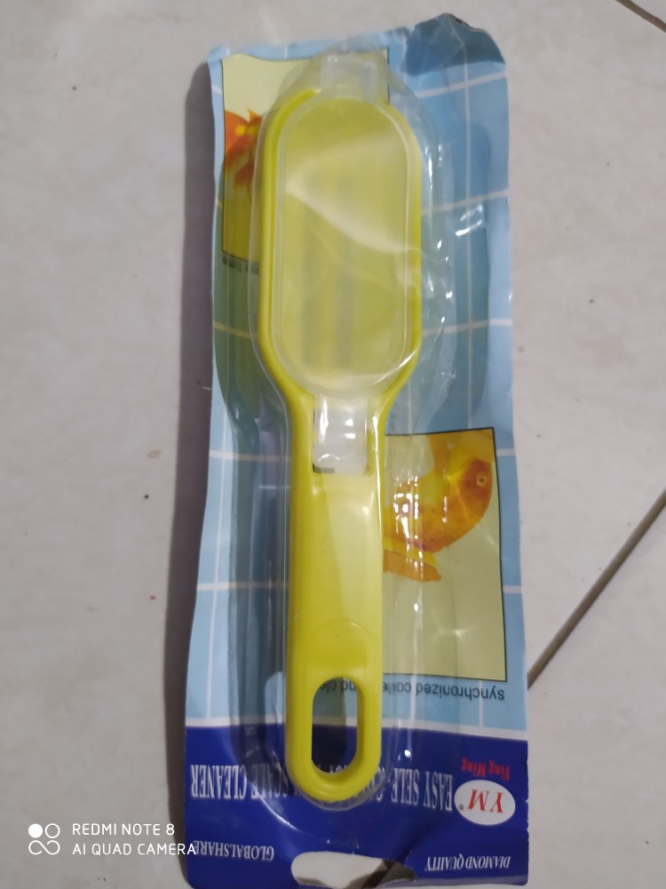 Alat Pembersih Sisik Ikan Dengan Tempat Pembuangan / Peeler X039