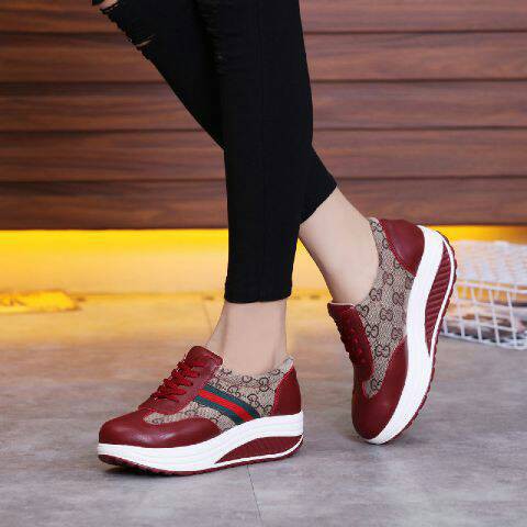 Sepatu Kets Wedges Gucci Warna Maroon