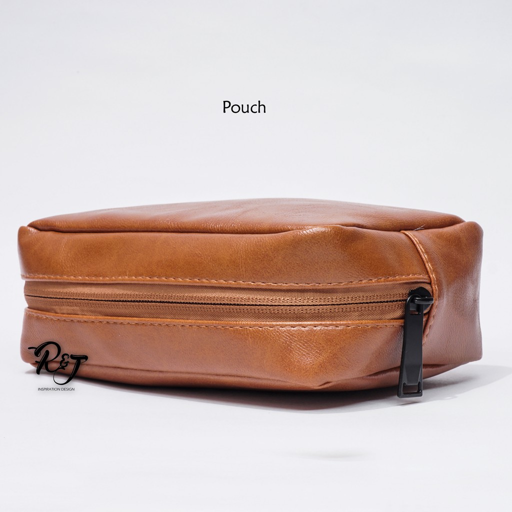 Tas Dompet Adaptor Laptop Leather UK M Waterproof - Coklat