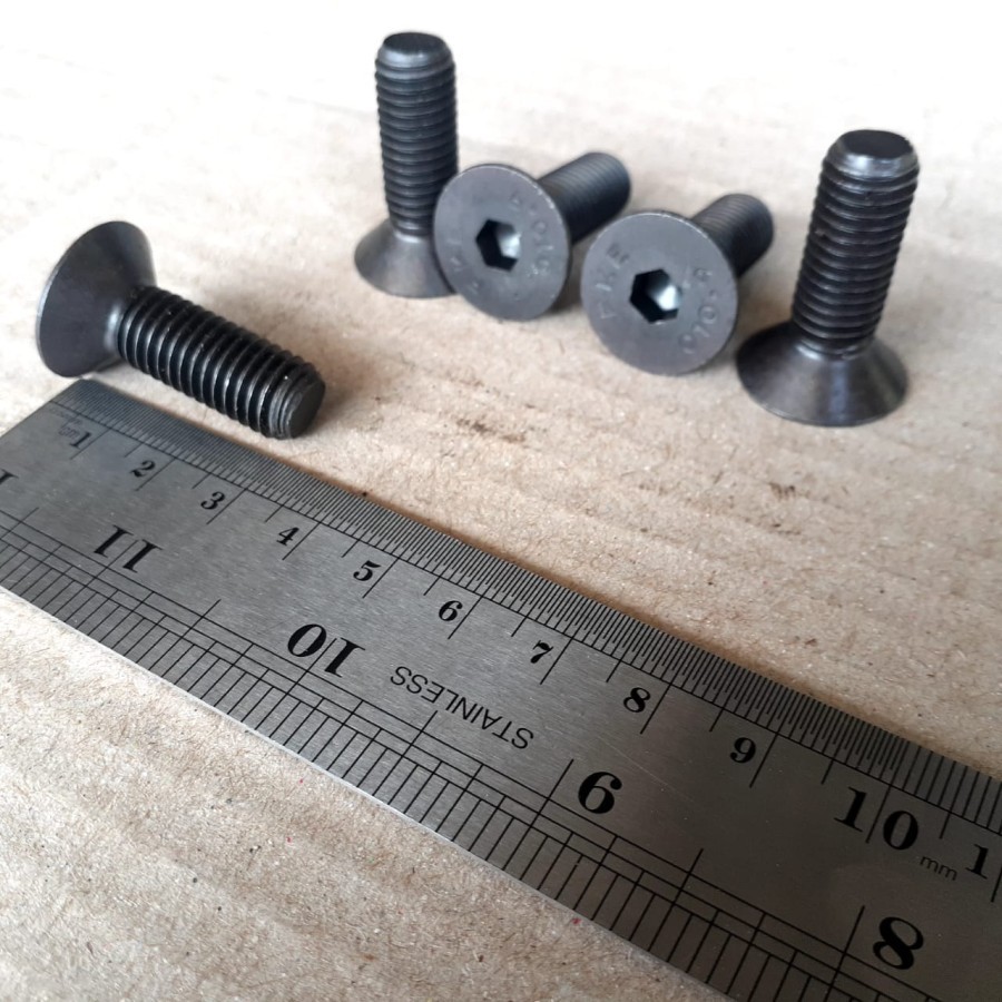 BAUT L VERSENG M8 X 30 BAJA / BAUT 13 KUNCI L5 / L 5 / BAUT JF L M8 / BAUT L M8 X 30 VERSENG / BAUT 