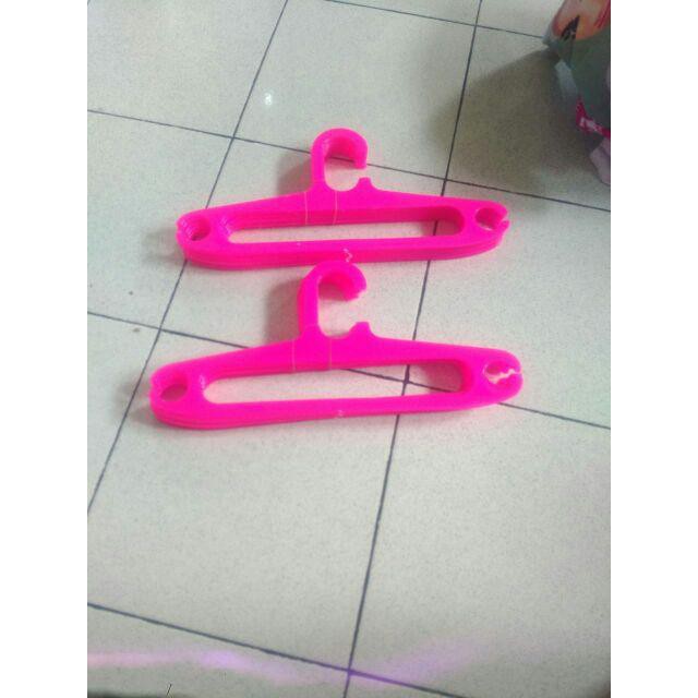 Hanger 17&quot; pink jual perlusin 12bh