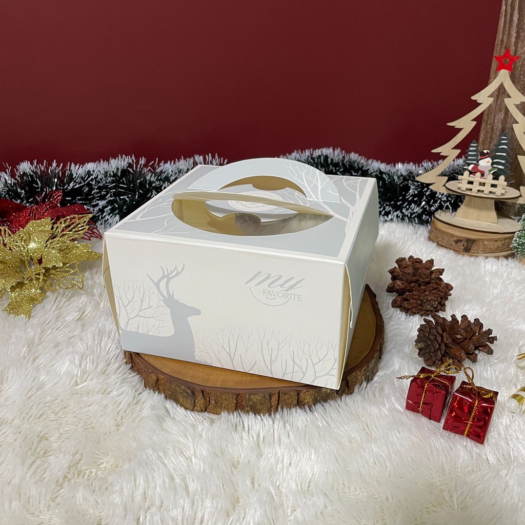 

Box Kue Mini Cake Motif Winter Natal (4 inch)