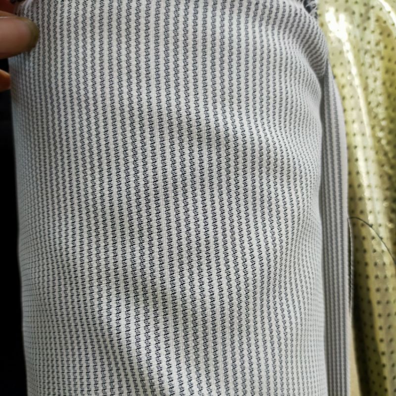 bahan tweed/semi wool salur kecil