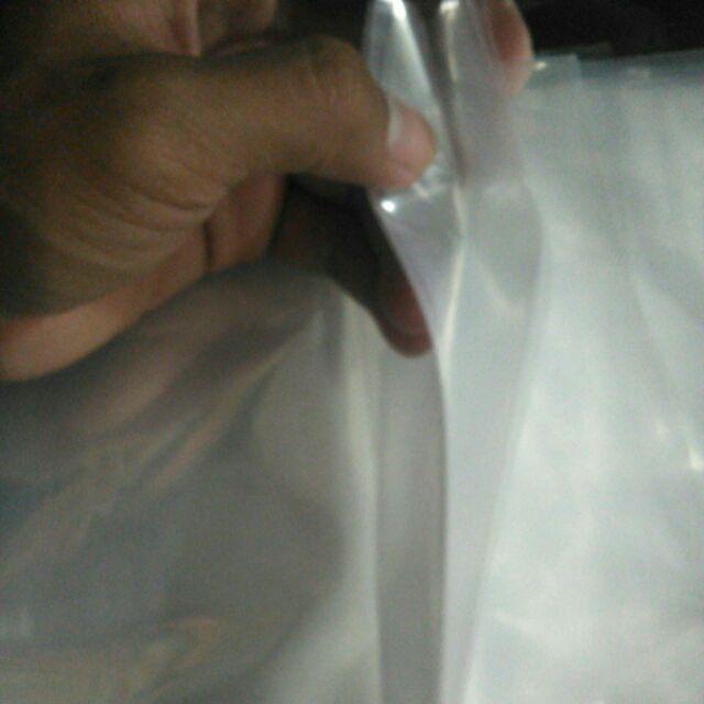 Plastik Transparant Pelindung Baju (50x75)