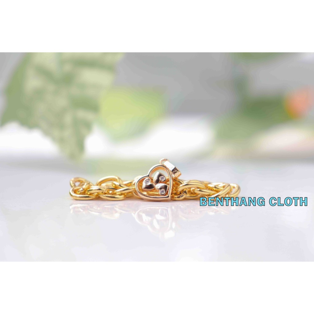 Liontin Kalung Xuping Wanita Perhiasan Lapis Emas - LOVE