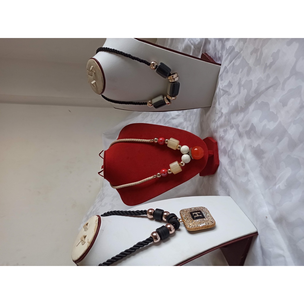 Kalung Giok/Kalung Bandul