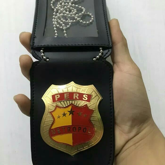 

Hot Sale Name Tag Id Card Dompet Pers Metropol Plus Kalung Kualitas Bagus Berkualitas