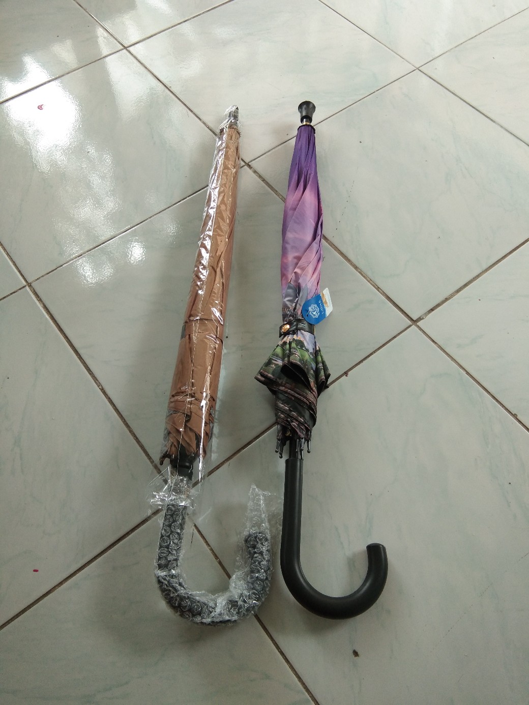 Payung Bahan Nylon Rangka 14 Jari Bahan Glossy Tebal