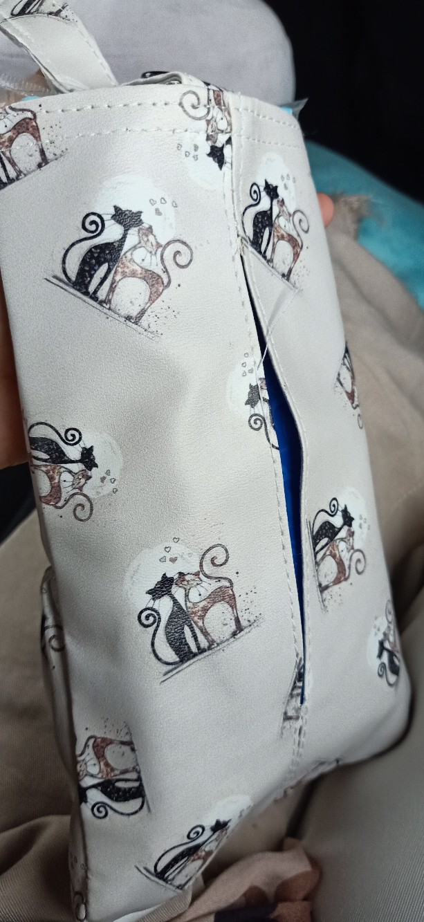 Pouch Tempat Tissue 3 In 1 Tissue Kering Tissue Basah Hand Sanitizer Perlindungan Covid19 Corona Bts