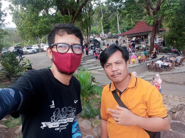 Ww Bantal Dacron - Dluxe Premium - 45 X 65 Cm -  Kintakun - Bantal Kepala / Tidur - Microfiber