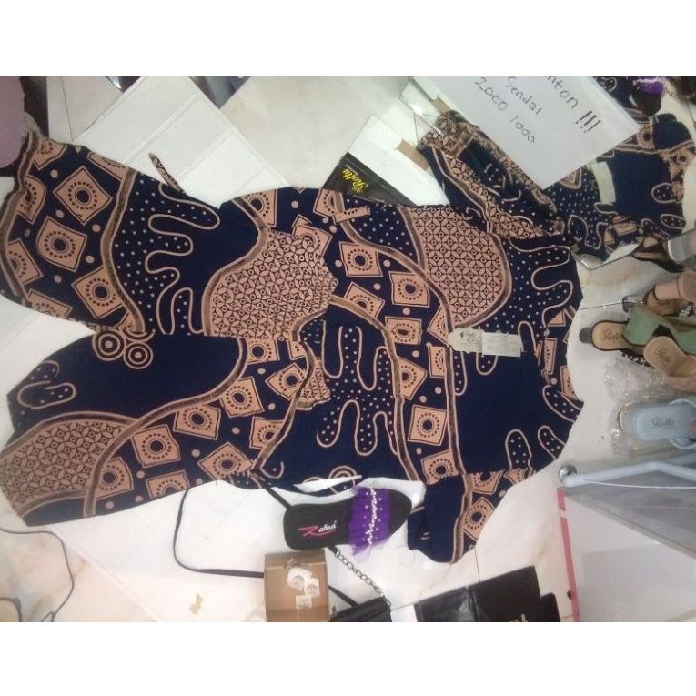 TERMURAHH SETELAN CELANA PENDEK WANITA/ MOTIF BATIK /PIYAMA TIDUR/BAJU TIDUR
