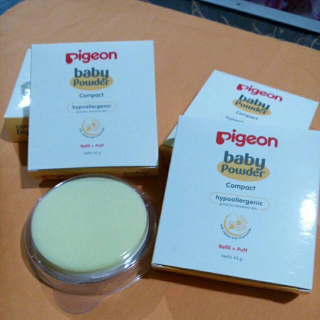 Pigeon compact powder refill + puff bedak padat