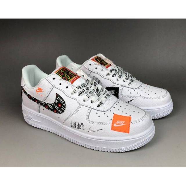 Sepatu Nike Air Force 1 Low Just Do It Sneakers Pria Putih | Shopee  Indonesia