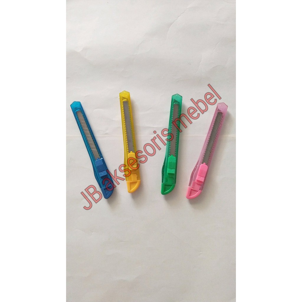 

PISAU CUTTER KECIL MURAH - CUTTER KECIL PLASTIK TRANSPARAN termurah