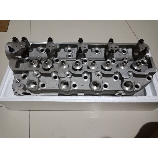 Cylinder Head Mitsubishi L300