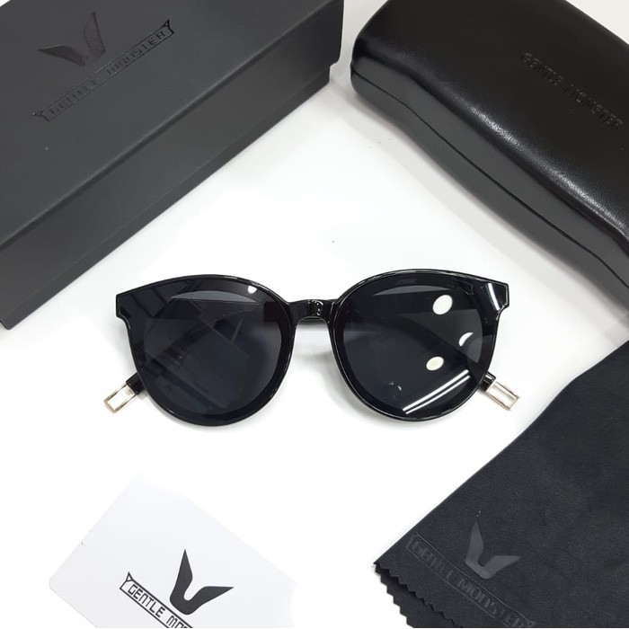 KACAMATA HITAM Korean kaca mata Design Retro Mata Kucing Kacamata Hitam Wanita Sunglasses MH.ID