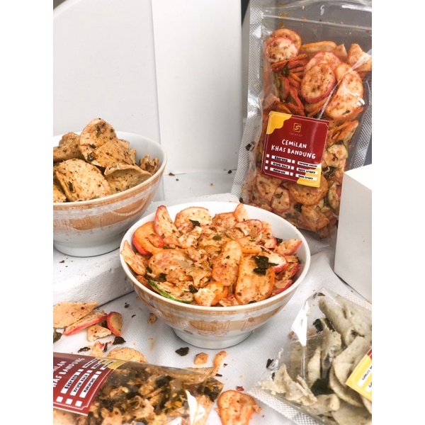 

Kerupuk Seblak Pedas Daun Jeruk 100gr