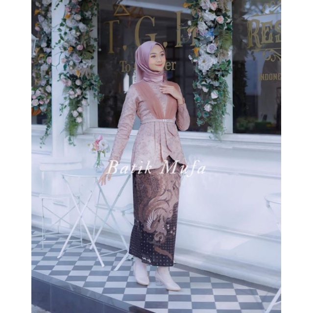 SET COUPLE AVEENA BROWN KEBAYA WISUDA TERBARU  KEBAYA LAMARAN KEBAYA TUNANGAN TERBARU 2022