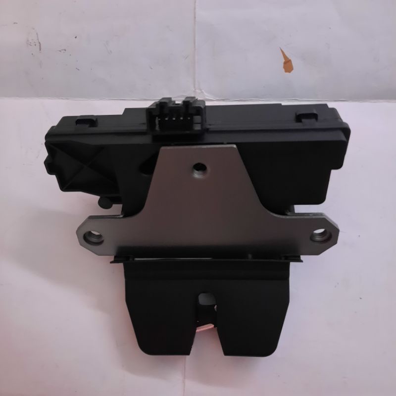 door lock kunci pintu bagasi ford focus fiesta