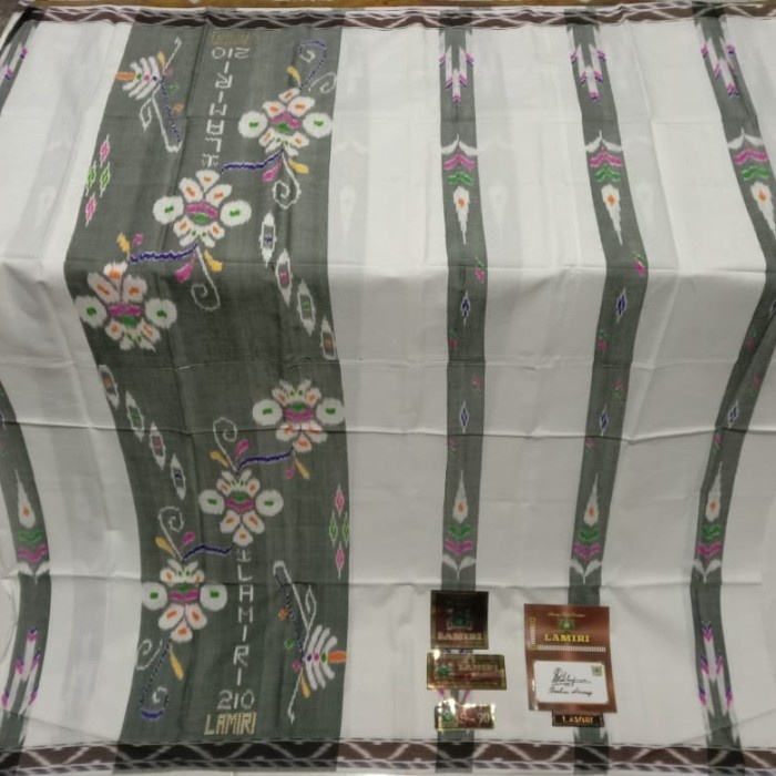 FASHION MUSLIM WANITA sarung lamiri terbaru sutra original - Putih