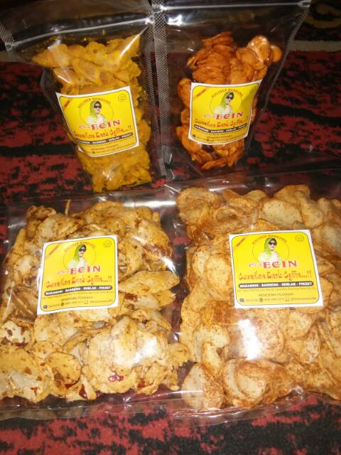 Paket 50rb 2x250 gram + 2x90 gram Seblak , basreng , pikset (keripik setan) , makaroni