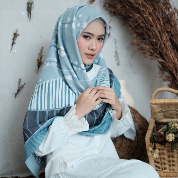 KERUDUNG SEGI EMPAT PRINTING MOTIF JILBAB SEGIEMPAT HIJAB SEGIEMPAT SCARF PARVEEN