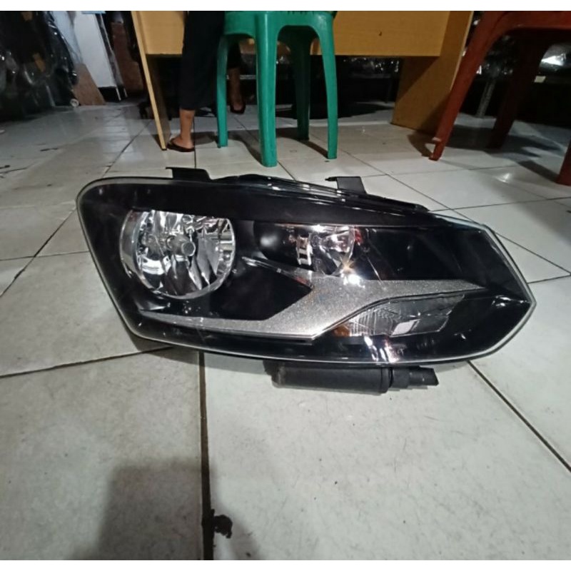 Headlamp lampu depan  VW Polo 2013 kanan