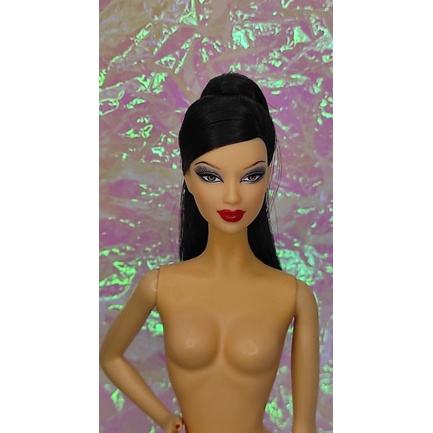 Barbie collector basics black lea (Rare)