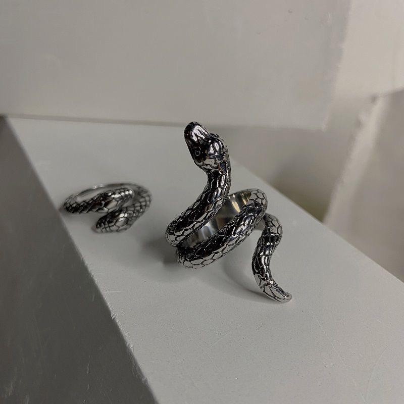 Cincin Pria Wanita Motif Snake Ular Perak Silver Hitam Korea