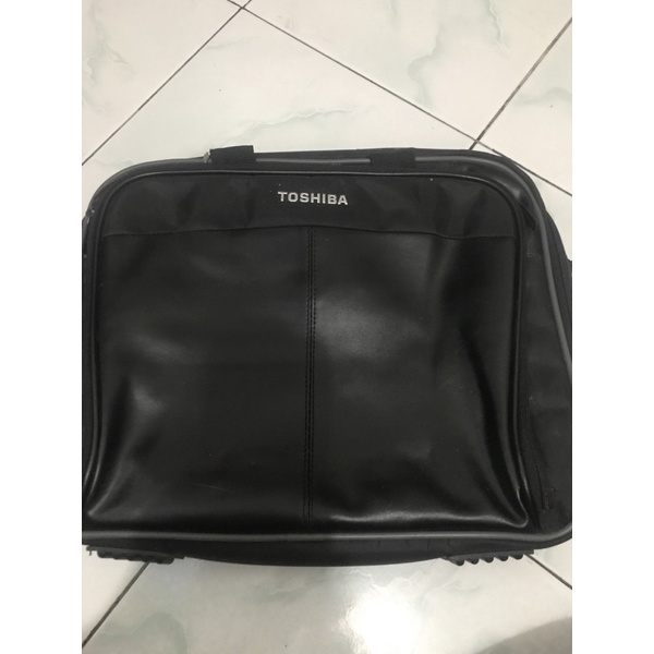 preloved tas laptop toshiba asli hitam