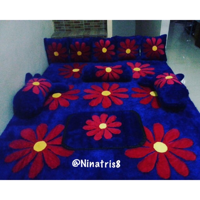 Karpet Karakter Bulu Rasfur Murah INOAC 5cm Uk 150x200 Motif Bunga Matahari