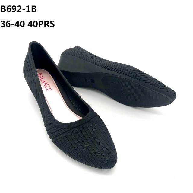 Sepatu Wedges Serut B692 Full Black