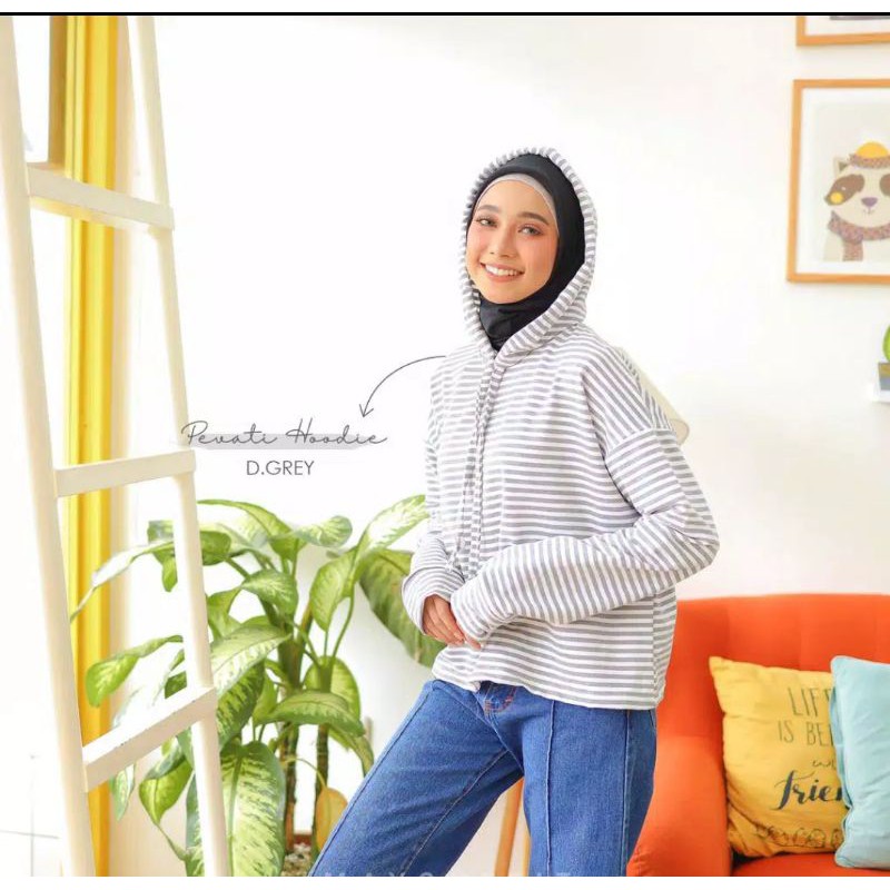 Pevati Hoodie