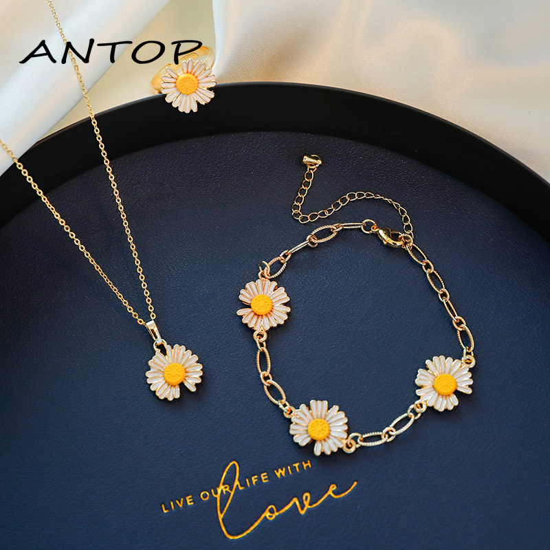 Fashion Daisy Tassel Necklace Small Daisy Bracelet Korea Fresh Gold Bracelet Gold Necklace ANTOP